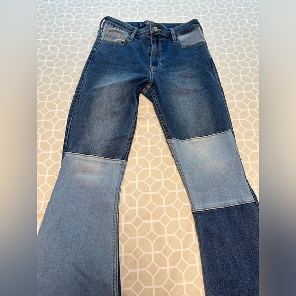 Hollister California jean High-Rise vintage flare soft stretch,size 3R W26 L32 - Picture 3 of 10
